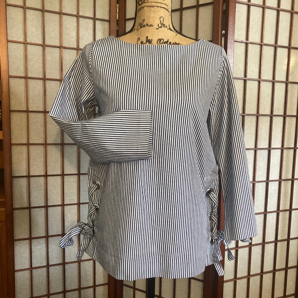 Banana Republic Pin-Striped Blouse XS